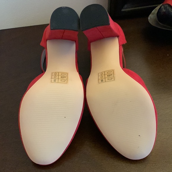 London Rebel Ankle Strap Red Heels - Picture 9 of 10